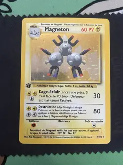 Magneton 9/102 French Base Set Holo Pokemon Card Rare Lightly Played 1st Edition - Image 1