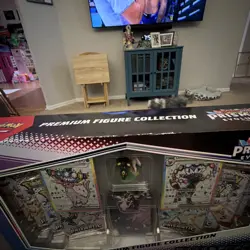 Pokemon TCG Prismatic Evolutions Premium Figure Collection | New & Sealed | ✨ - Image 2