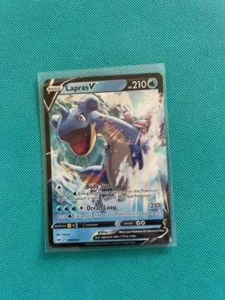 Lapras V 049/202 Swsh01: Sword & Shield Holo - English - Pokemon TCG - Image 1