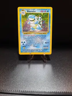Blastoise 2/102 Pokemon Card TCG Base Set Unlimited Holo - Image 1