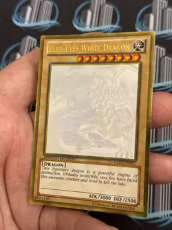 Yugioh Blue-Eyes White Dragon GLD5-EN001 Gold Series Ghost Limited Edition LP+ - Image 4