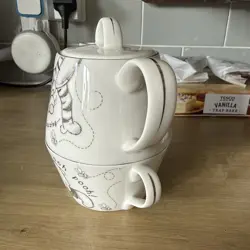 Disney Winnie the Pooh teapot made by Whittard of Chealsea - teapot and cup set - Image 2