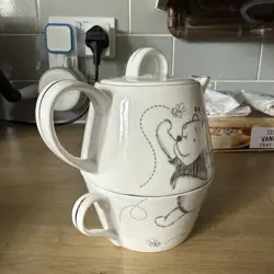 Disney Winnie the Pooh teapot made by Whittard of Chealsea - teapot and cup set - Image 3