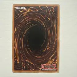 YUGIOH Ultra Rare Blue Eyes White Dragon LCKC-EN001 SDK ART - Image 2