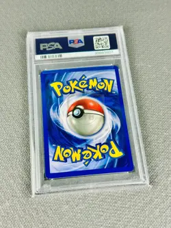 Pokemon Card Togetic Holo 14/111 Psa 8 Neo Genesis nm-mint - Image 3