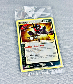 Pokemon TCG Greninja Gold Star SWSH144 - Promo Celebrations Black Star Sigillato - Image 1
