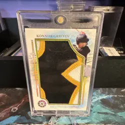2025 Panini Boys of Summer Patch Konnor Griffin MM-KG Pittsburgh /5 - Image 1
