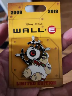 Captain McCrea WALL-E 10th Anniversary 3-D LE2000 Spinner Disney Pin 2018 New - Image 1