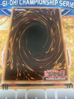 Yugioh Blue-Eyes White Dragon PGL2-EN080 1st Edition NM - Image 2