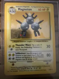 Pokemon TCG Base Set Clefable, magneton Holo Lot - Image 3
