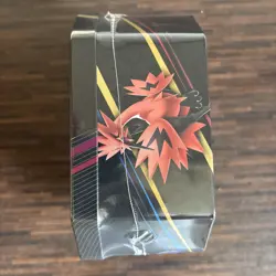 Pokemon TCG Crown Zenith Galarian Zapdos Tin New Sealed 4-Pack with Promo - Image 2
