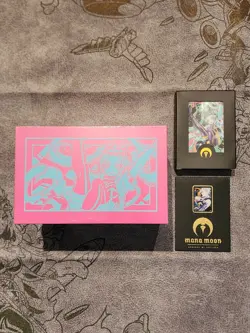 Mana Moon Amanda Lapalme - Cyberpunk Becca Deck Box, FC & Sleeves (Yugioh Size) - Image 1