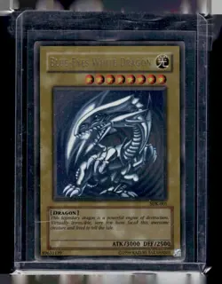 Yu-Gi-Oh! Blue Eyes White Dragon SDK-001 Holo - Image 1