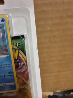 Pokemon TCG Sword & Shield Vivid Voltage 3 Pack Blister Vaporeon factory sealed - Image 3