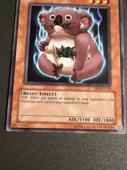 Yugioh- 1X Des Koala - Rare - Unlimited - DR1-EN132 - MP - Image 3