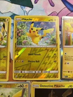 Pikachu 5 Card Lot - Holo/Reverse-holo - Image 3