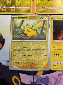 Pikachu 5 Card Lot - Holo/Reverse-holo - Image 5