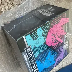 Pokemon TCG Sword & Shield Evolving Skies Elite Trainer Box ETB New/SEALED - Image 2