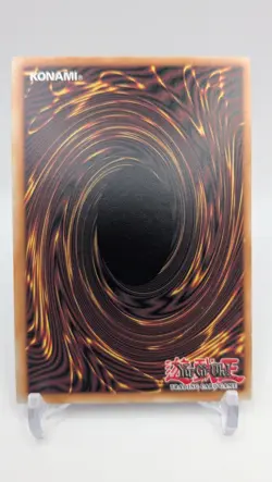 Dark Magician MVP1-EN054 The Dark Side of Dimensions Movie Pack Yu-Gi-Oh - Image 2