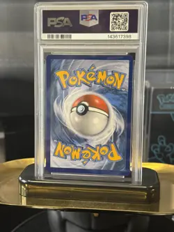 2022 POKEMON SWSH BLACK STAR PROMO #261 FULL ART/CHARIZARD VMAX PSA 8 - Image 3