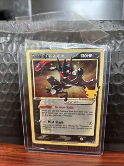 Pokemon Greninja Gold Star SWSH144 New & Sealed Promo Card Celebrations - Image 4