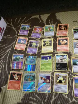 Vintage Lot Of 40 Pokemon Cards 6 Are Halo Hologram Xy179 122/156 - Image 2