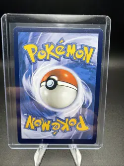 Pokemon Pikachu VMAX Ultra Rare Full Art Holo 044/185 Vivid Voltage 310 HP Eng - Image 2