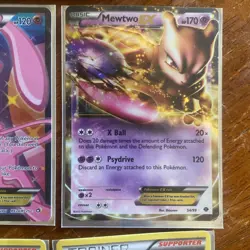 Lot of 5 Pokemon cards - Image 4