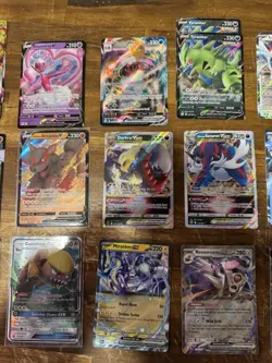 💥Lot Of 53 Pokemon Cards - 5 Charizards, 9 Pikachu, Mew/Mewtwo - Gold Holo - Image 3