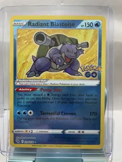 Pokemon TCG Radiant Blastoise Holo Card 018/078 Pokemon Go - Image 1