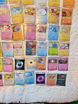 100 Sleeved Pokemon Cards - All Holos or Reverse Holos - Card Bundle Lot 1 - Image 3