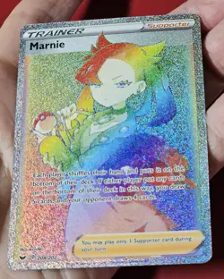 Marnie Pokemon 2020 - #200/202 Full Art Trainer - Holo + Gold Metal Card Set - Image 4