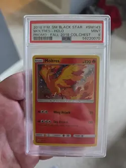 Moltres Holo #SM143 Black Star Promo 2018 Pokemon Collectors Chest PSA 9 Mint - Image 1