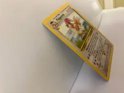 Pidgeotto 28/130 Base Set 2 Non Holo Rare Pokemon Card WOTC 2000 MP - Image 3