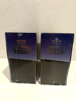 Pokemon Chilling Reign Center ERROR ETB - Ice Rider (LOT 2) - Image 5