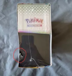 Prismatic Evolutions ETB Elite Trainer Box Pokemon TCG (Slight Tear In Plastic) - Image 2