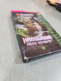 MTG MAGIC KAMIGAWA NEON DYNASTY THEME BOOSTER: GREEN Factory Sealed - Image 3