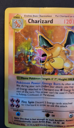 Pokemon TCG Charizard Holo Shadowless Card 4/102 Base Set 1999 DMG - Image 3