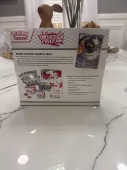 Pokemon Scarlet & Violet White Flare Elite Trainer Box Reshiram - Image 2