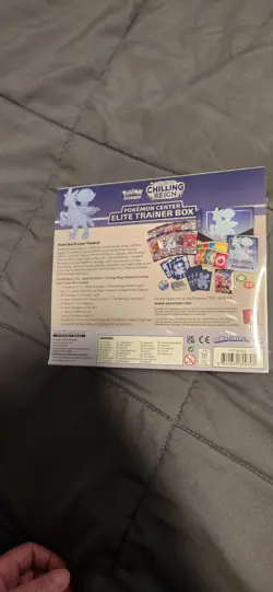 Pokemon Sword & Shield Chilling Reign Elite Trainer Box Pokemon Center Exclusive - Image 3