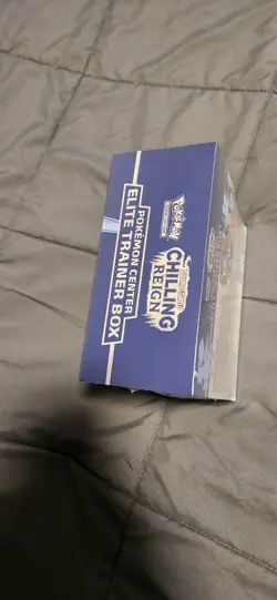 Pokemon Sword & Shield Chilling Reign Elite Trainer Box Pokemon Center Exclusive - Image 5