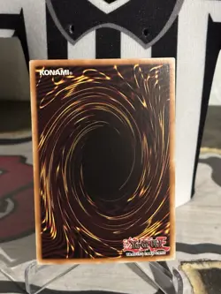 YU-GI-OH! Dark Magician Limited Edition SR - Image 2