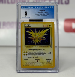 Pokemon TCG: Zapdos. Fossil Unlimited 15/62. CGC Mint 9. - Image 1