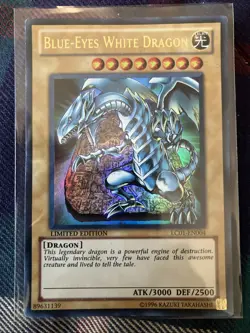 Blue-Eyes White Dragon LC01-EN004 Yu-Gi-Oh Legendary Collection Scratches - Image 2