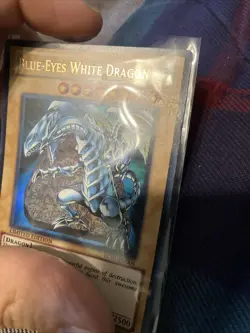 Blue-Eyes White Dragon LC01-EN004 Yu-Gi-Oh Legendary Collection Scratches - Image 3