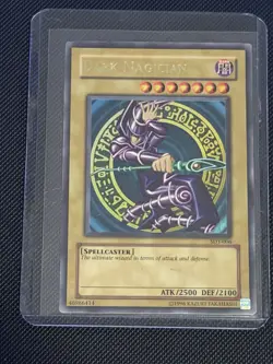 Dark Magician Starter Deck: Yugi Ultra Rare SDY-006 Unlimited - Image 1