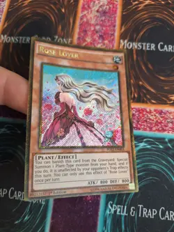 Yugioh Rose Lover PGL2-EN003 Gold Secret Rare 1st Edition Near Mint - Image 2