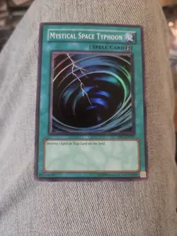 1x (HP) Mystical Space Typhoon - DB1-EN031 - Super Rare - Unlimited Edition YuG - Image 2
