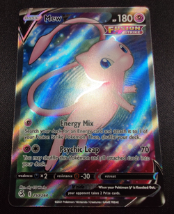 2021 Pokemon Fusion Strike SWSH08 Mew V #250 Full Art Holo Mint - Image 2