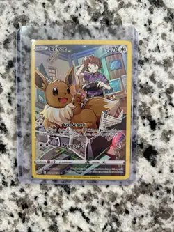 Pokemon TCG Eevee Holo Trainer Gallery TG11/TG30 Ultra Rare Near Mint Condition - Image 2